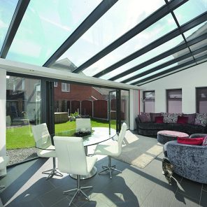 Bi-fold door in conservatory